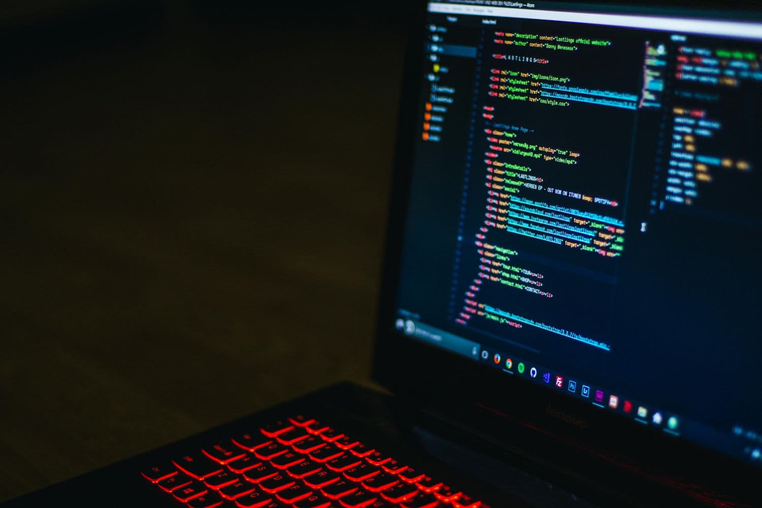 Solidity smart contract development on EVM chains